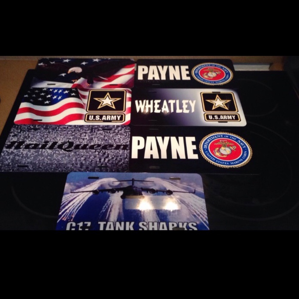 Example of customers adding names and pictures